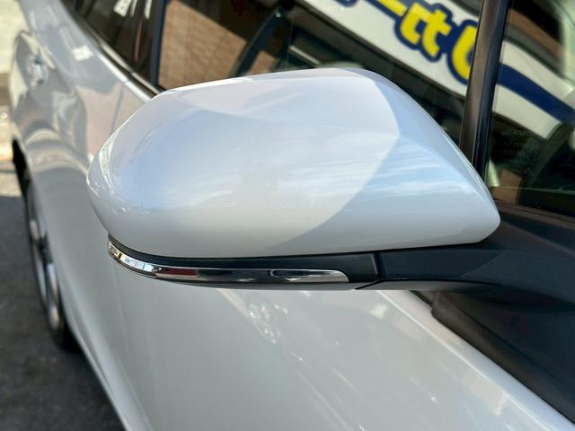 プリウス Ａツーリングセレクション　黒合皮シート／純正９インチＳＤナビ・地デジＴＶ／電動コーナーポール／バックモニター／ヘッドアップディスプレイ／純正１７インチＡＷ／純正ビルトインＥＴＣ／スマートキー（39枚目）