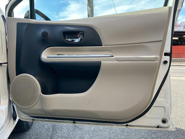 アクア G スマートエントリー 純正ナビ バックカメラ ステアリングスイッチ ユーザー買取(35枚目)