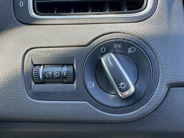 ポロ ＴＳＩコンフォートライン　ディスプレイオーディオ　天張り張替済み　バックカメラ　ＥＴＣ　自社　ローン（6枚目）