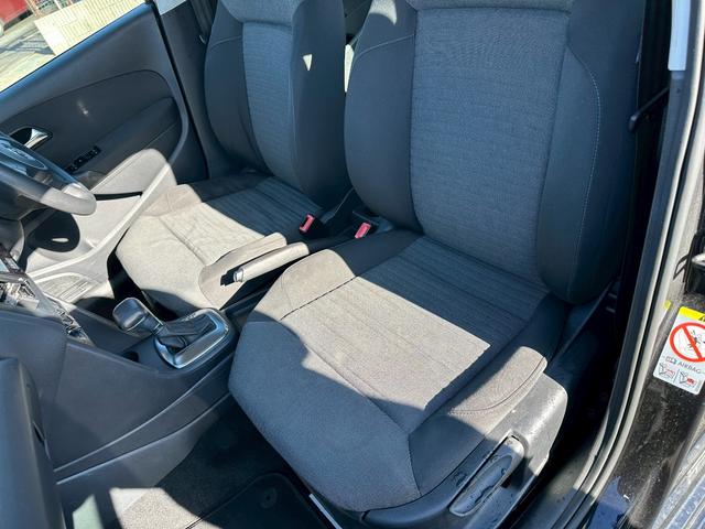 ポロ ＴＳＩコンフォートライン　ディスプレイオーディオ　天張り張替済み　バックカメラ　ＥＴＣ　自社　ローン（17枚目）