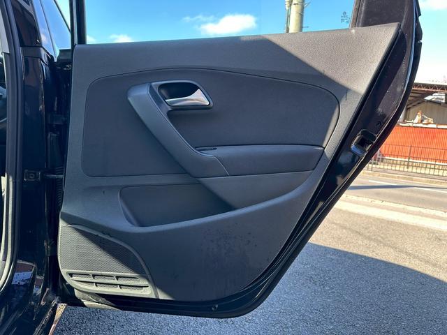 ポロ ＴＳＩコンフォートライン　ディスプレイオーディオ　天張り張替済み　バックカメラ　ＥＴＣ　自社　ローン（41枚目）