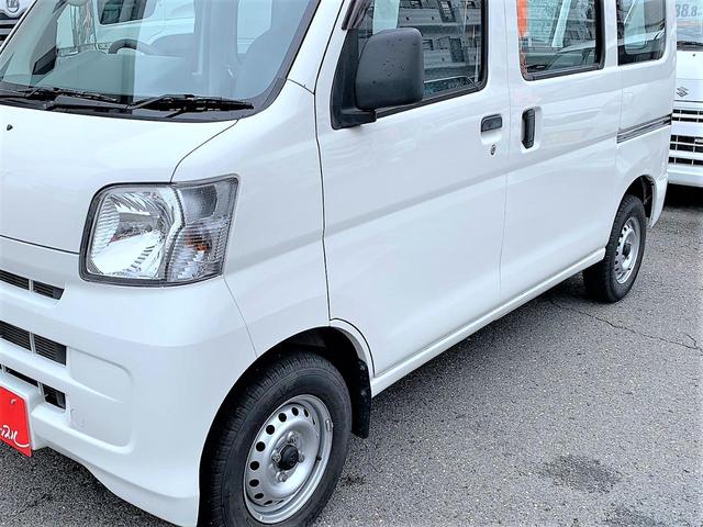 スペシャル　ＡＴ　エアコン　パワステ　両側スライドドア　運転席・助手席エアバック　ＡＭ・ＦＭラジオ　走行１１０００キロ　ホワイトカラー　軽バン(11枚目)