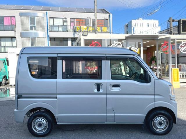 日産 ＮＶ１００クリッパーバン