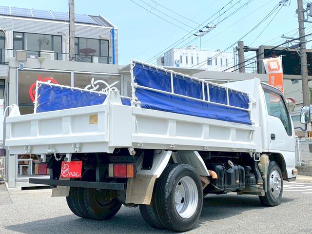 エルフトラック ダンプ２．０ｔ　高床　２．０ｔ　ダンプ　パワーステアリング　エアバック　エアコン　色シロ　走行距離９０９００ｋｍ　燃料ディーゼル　シフトフロア５速ＭＴ（8枚目）