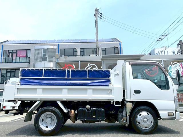エルフトラック ダンプ２．０ｔ　高床　２．０ｔ　ダンプ　パワーステアリング　エアバック　エアコン　色シロ　走行距離９０９００ｋｍ　燃料ディーゼル　シフトフロア５速ＭＴ（10枚目）