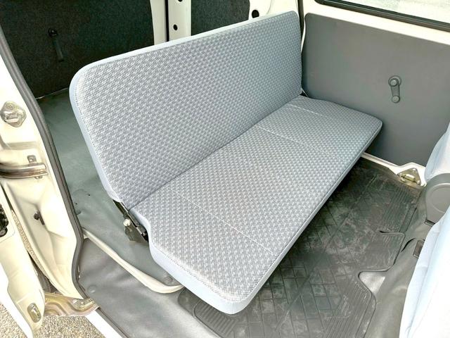ハイゼットカーゴ スペシャル　パワーステアリング　タイミングチェーン　エアバック　エアコン　走行距離４０１００ｋｍ　軽バン　軽箱　ハイルーフ　積載量３５０ｋｇ（22枚目）