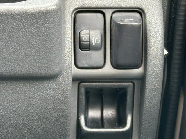 ハイゼットカーゴ スペシャル　パワーステアリング　タイミングチェーン　エアバック　エアコン　走行距離４０１００ｋｍ　軽バン　軽箱　ハイルーフ　積載量３５０ｋｇ（30枚目）