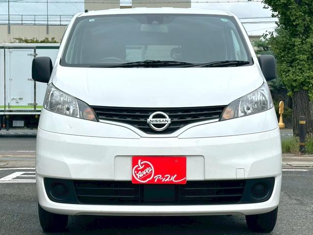 ＮＶ２００バネットバン ＧＸ　ＥＴＣ　キーレス　レーンキープアシスト　横滑り防止装置　電動格納ミラー　ＡＢＳ　パワーステアリング　パワーウィンドウ　エアバック　エアコン（6枚目）