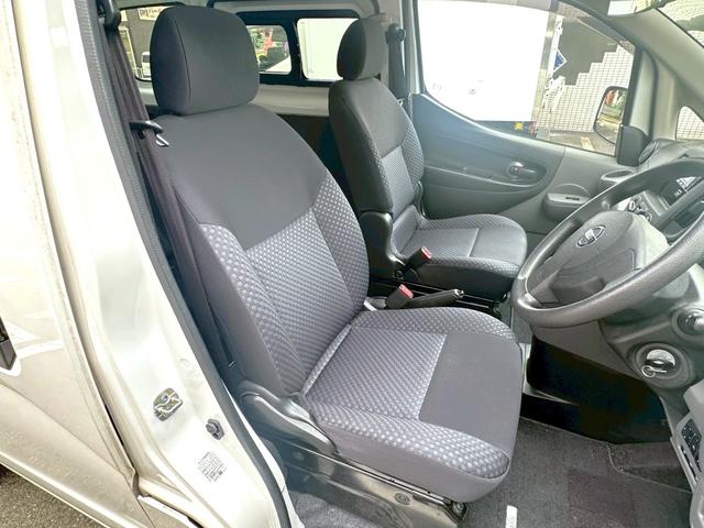 ＮＶ２００バネットバン ＧＸ　ＥＴＣ　キーレス　レーンキープアシスト　横滑り防止装置　電動格納ミラー　ＡＢＳ　パワーステアリング　パワーウィンドウ　エアバック　エアコン（12枚目）