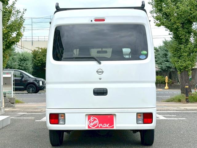 ＮＶ１００クリッパーバン ＤＸ　４ＷＤ　タイミングチェーン　天井棚　キーレス　パワーステアリング　パワーウィンドウ　エアバック　エアコン　軽バン　軽箱　ハイルーフ　積載量３５０ｋｇ（12枚目）