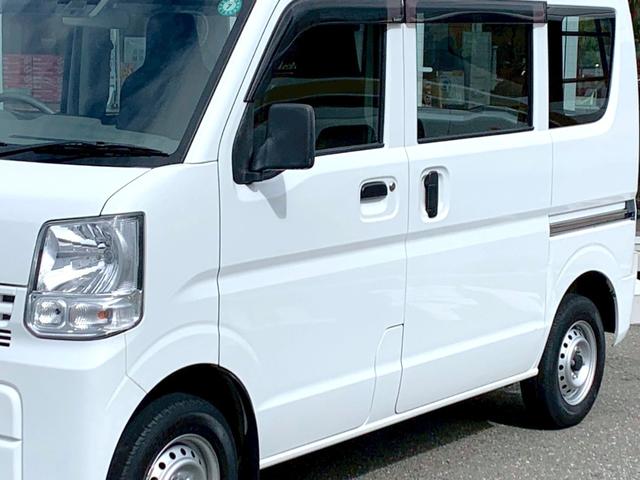 エブリイ  タイミングチェーン 走行浅 走行19600km レーダーブレーキサポート 横滑り防止機能 2nd発進 2速発進 直納専用車 軽バン 軽箱 積載量350kg 4人乗り パワステ エアコン エアバック(17枚目)