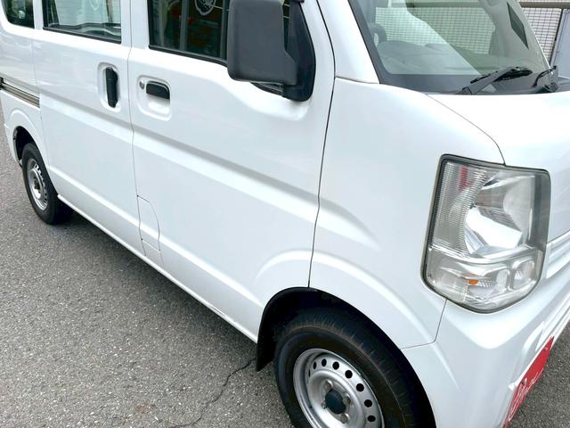 ＮＶ１００クリッパーバン ＤＸ　タイミングチェーン　オートギアシフト　ハイルーフ　軽バン　軽箱　積載量３５０ｋｇ　パワステ　エアコン　エアバック　４人乗り（16枚目）