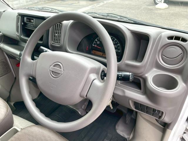 ＮＶ１００クリッパーバン ＤＸ　タイミングチェーン　オートギアシフト　ハイルーフ　軽バン　軽箱　積載量３５０ｋｇ　パワステ　エアコン　エアバック　４人乗り（23枚目）