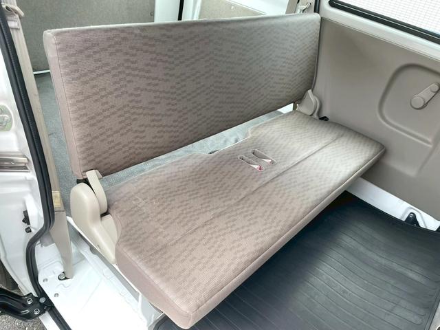 ＮＶ１００クリッパーバン ＤＸ　タイミングチェーン　オートギアシフト　ハイルーフ　軽バン　軽箱　積載量３５０ｋｇ　パワステ　エアコン　エアバック　４人乗り（26枚目）