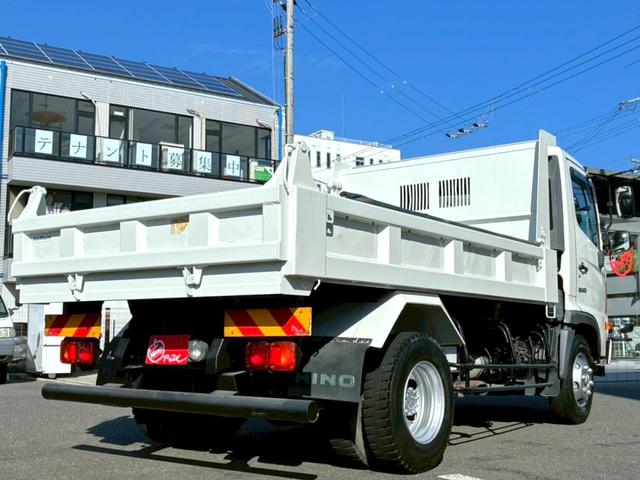 ヒノレンジャー ダンプ　４．０ｔ　積載３．６０ｔダンプ　高床　電格ミラー　パワーステアリング　パワーウィンドウ　エアバック　エアコン　走行距離６７３００ｋｍ（10枚目）