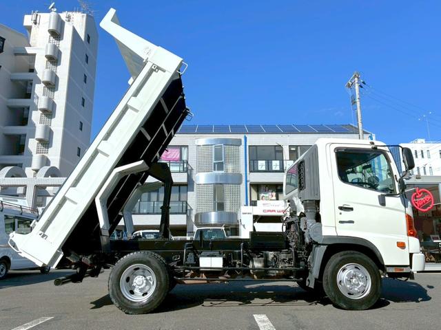 ヒノレンジャー ダンプ　４．０ｔ　積載３．６０ｔダンプ　高床　電格ミラー　パワーステアリング　パワーウィンドウ　エアバック　エアコン　走行距離６７３００ｋｍ（13枚目）