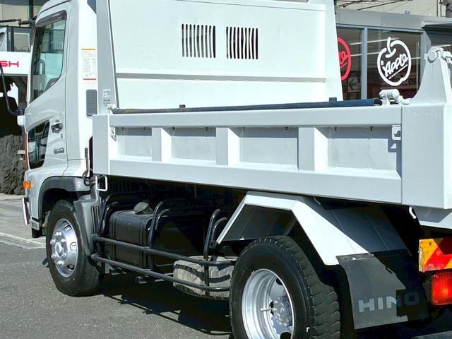 ヒノレンジャー ダンプ　４．０ｔ　積載３．６０ｔダンプ　高床　電格ミラー　パワーステアリング　パワーウィンドウ　エアバック　エアコン　走行距離６７３００ｋｍ（17枚目）