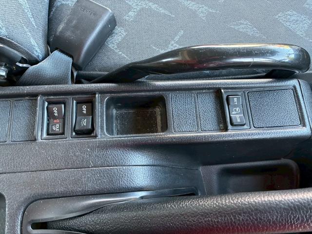 ヒノレンジャー ダンプ　４．０ｔ　積載３．６０ｔダンプ　高床　電格ミラー　パワーステアリング　パワーウィンドウ　エアバック　エアコン　走行距離６７３００ｋｍ（26枚目）