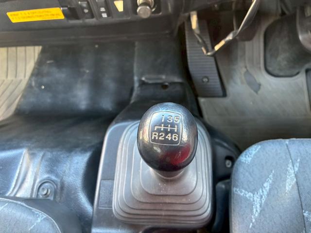 ヒノレンジャー ダンプ　４．０ｔ　積載３．６０ｔダンプ　高床　電格ミラー　パワーステアリング　パワーウィンドウ　エアバック　エアコン　走行距離６７３００ｋｍ（29枚目）