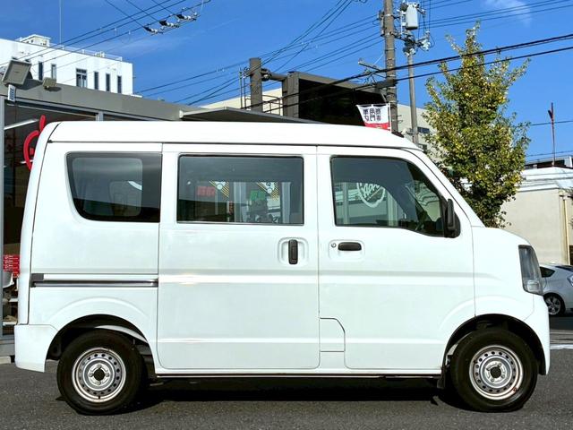 スクラム PA レーダーブレーキ 衝突軽減ブレーキ 軽バン 箱バン タイミングチェーン 5AGS 横滑り防止装置 積載350kg 乗車定員4名 パワステ エアコン エアバック(13枚目)