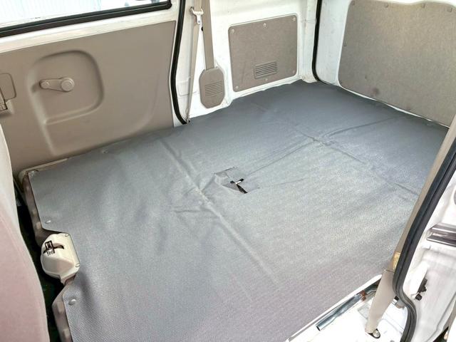 スクラム PA レーダーブレーキ 衝突軽減ブレーキ 軽バン 箱バン タイミングチェーン 5AGS 横滑り防止装置 積載350kg 乗車定員4名 パワステ エアコン エアバック(40枚目)