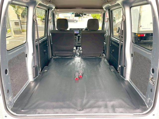 ハイゼットカーゴ クルーズＳＡＩＩＩ　ＥＴＣ　バックカメラ　キーレス　衝突被害軽減ブレーキ　横滑り防止装置　オートマチックハイビーム　電動格納ミラー　アイドリングストップ付　ＡＢＳ　タイミングチェーン　パワーウインドウ　軽バン　軽箱（40枚目）