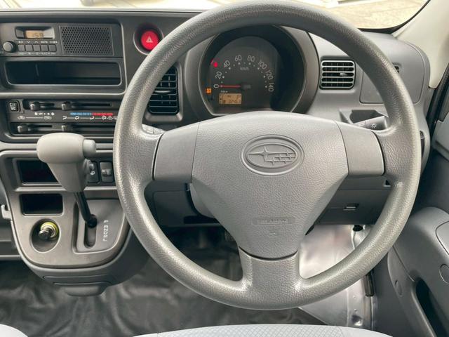 サンバーバン トランスポーター　キーレス　タイミングチェーン　パワーウインドウ　パワーステアリング　エアバック　エアコン　走行距離３２６００ｋｍ　軽バン　軽箱　ハイルーフ　積載量３５０ｋｇ　乗車定員４名（27枚目）