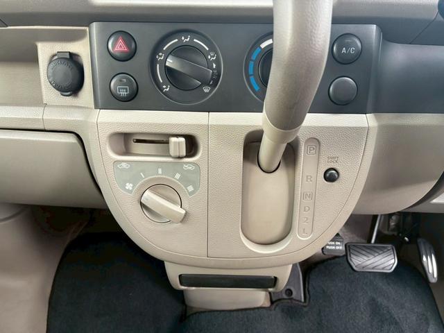 エブリイ ＰＡ　タイミングチェーン　パワーステアリング　エアバック　エアコン　走行距離４９１００ｋｍ　軽バン　軽箱　ハイルーフ　積載量３５０ｋｇ　乗車定員４名（28枚目）