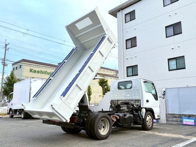エルフトラック ３．０ｔ　ダンプ　低床　３．０ｔ　ダンプ　低床　キーレス　ＥＴＣ　パワーステアリング　パワーウィンドウ　エアバック　エアコン　燃料ディーゼルターボ（11枚目）