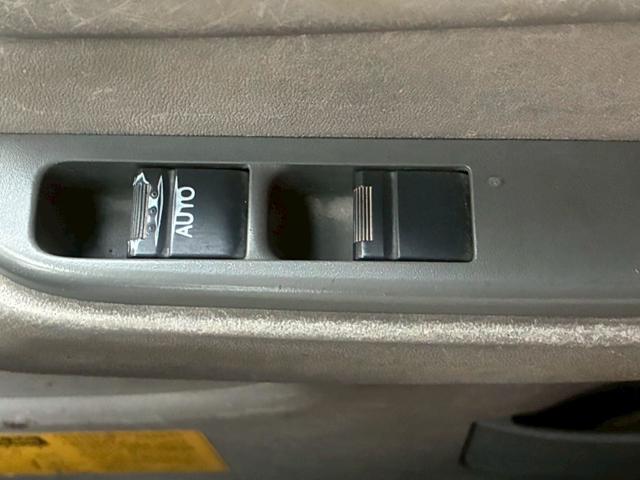 エルフトラック ３．０ｔ　ダンプ　低床　３．０ｔ　ダンプ　低床　キーレス　ＥＴＣ　パワーステアリング　パワーウィンドウ　エアバック　エアコン　燃料ディーゼルターボ（29枚目）