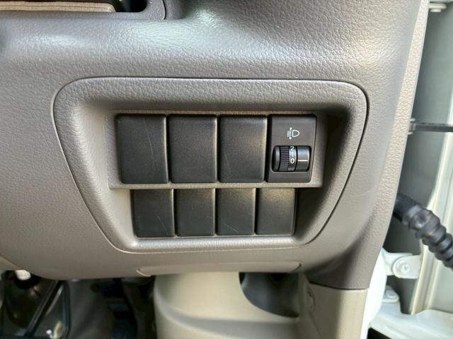 スクラム ＰＡ　ＥＴＣ　タイミングチェーン　ＡＢＳ　パワーステアリング　エアバック　エアコン　走行距離２１９００ｋｍ　軽バン　軽箱　ハイルーフ　積載量３５０ｋｇ　乗車定員４名（31枚目）