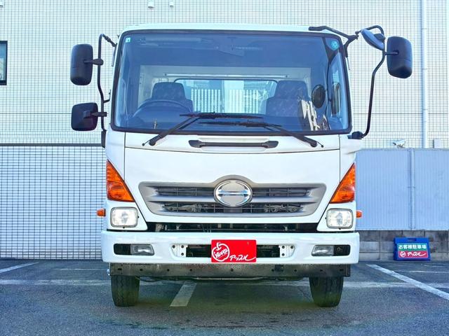 ヒノレンジャー ダンプ　４．０ｔ（積載量３．６０ｔ）ダンプ　高床　電動格納ミラー　パワーステアリング　パワーウィンドウ　エアバック　エアコン　走行距離７５０００ｋｍ（3枚目）