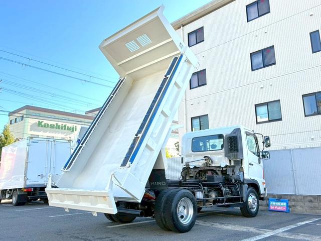 ヒノレンジャー ダンプ　４．０ｔ（積載量３．６０ｔ）ダンプ　高床　電動格納ミラー　パワーステアリング　パワーウィンドウ　エアバック　エアコン　走行距離７５０００ｋｍ（11枚目）