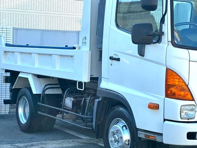 ヒノレンジャー ダンプ　４．０ｔ（積載量３．６０ｔ）ダンプ　高床　電動格納ミラー　パワーステアリング　パワーウィンドウ　エアバック　エアコン　走行距離７５０００ｋｍ（15枚目）