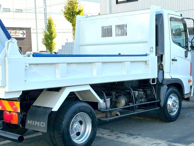 ヒノレンジャー ダンプ　４．０ｔ（積載量３．６０ｔ）ダンプ　高床　電動格納ミラー　パワーステアリング　パワーウィンドウ　エアバック　エアコン　走行距離７５０００ｋｍ（18枚目）