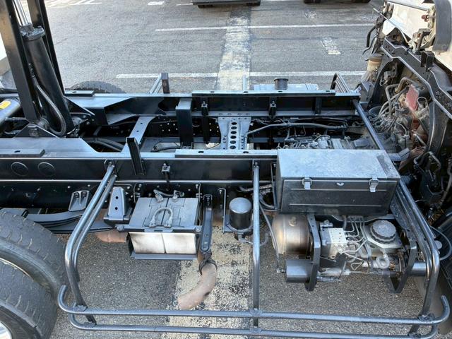 ヒノレンジャー ダンプ　４．０ｔ（積載量３．６０ｔ）ダンプ　高床　電動格納ミラー　パワーステアリング　パワーウィンドウ　エアバック　エアコン　走行距離７５０００ｋｍ（35枚目）