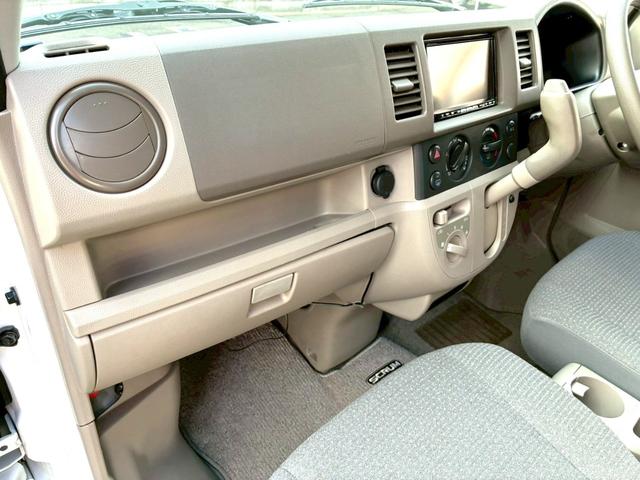 スクラム ＰＣ　４ＷＤ　ナビ　ＴＶ　ドライブレコーダー　キーレス　タイミングチェーン　ＡＢＳ　パワーウインドウ　パワーステアリング　エアバック　エアコン　走行距離５０３００ｋｍ　軽バン　軽箱　積載量３５０ｋｇ（26枚目）