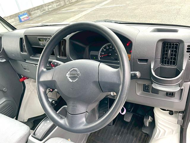 NV100クリッパーバン DX ETC パワーステアリング エアバック エアコン 走行距離68300km 軽バン 軽箱 ハイルーフ 積載量350kg 乗車定員4名(21枚目)