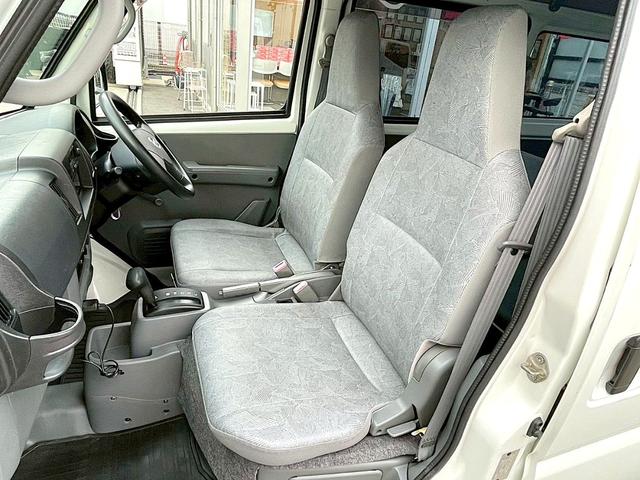 NV100クリッパーバン DX ETC パワーステアリング エアバック エアコン 走行距離68300km 軽バン 軽箱 ハイルーフ 積載量350kg 乗車定員4名(24枚目)