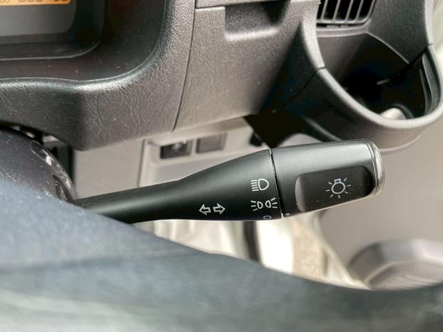 NV100クリッパーバン DX ETC パワーステアリング エアバック エアコン 走行距離68300km 軽バン 軽箱 ハイルーフ 積載量350kg 乗車定員4名(31枚目)