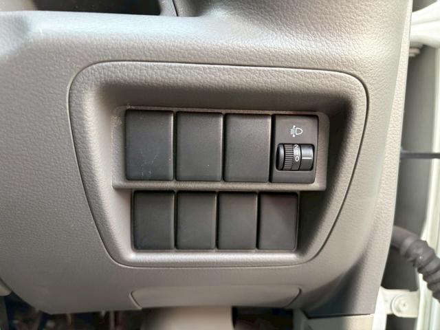 エブリイ ＰＣ　キーレス　ＥＴＣ　ナビ　４ＡＴ　タイミングチェーン　パワーウインドウ　パワーステアリング　エアバック　エアコン　走行距離６２５００ｋｍ　軽バン　軽箱　ハイルーフ　積載量３５０ｋｇ　乗車定員４名（36枚目）