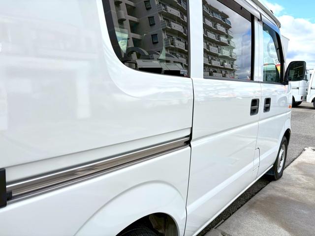 エブリイ ＰＣ　キーレス　ドラレコ　ＥＴＣ　テレビ　ナビ　タイミングチェーン　パワーウインドウ　パワーステアリング　エアバック　エアコン　走行距離６５５００ｋｍ　軽バン　ハイルーフ　積載量３５０ｋｇ　乗車定員４名（19枚目）