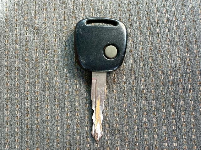 エブリイ ＰＣ　キーレス　ドラレコ　ＥＴＣ　テレビ　ナビ　タイミングチェーン　パワーウインドウ　パワーステアリング　エアバック　エアコン　走行距離６５５００ｋｍ　軽バン　ハイルーフ　積載量３５０ｋｇ　乗車定員４名（29枚目）