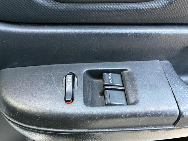 アクティバン SDX キーレス パワーウインドウ パワーステアリング エアバック エアコン 走行距離112400km 軽バン 軽箱 ハイルーフ 積載量350kg 乗車定員4名(28枚目)