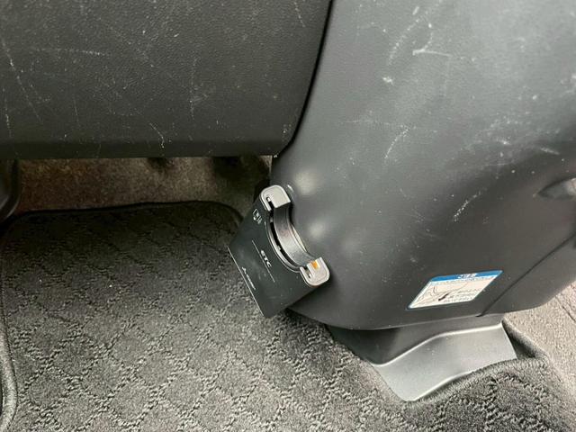 ハイゼットカーゴ クルーズＳＡＩＩＩ　ＥＴＣ　バックカメラ　キーレス　衝突被害軽減ブレーキ　横滑り防止装置　オートマチックハイビーム　電動格納ミラー　アイドリングストップ付　ＡＢＳ　タイミングチェーン　パワーウインドウ　軽バン　軽箱（29枚目）