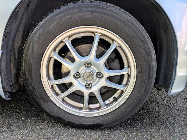 フリード Ｇ　ジャストセレクション　ブリジストン製アルミホイール　電動スライドドア　７人乗り　ナビ　バックカメラ　ＥＴＣ（10枚目）