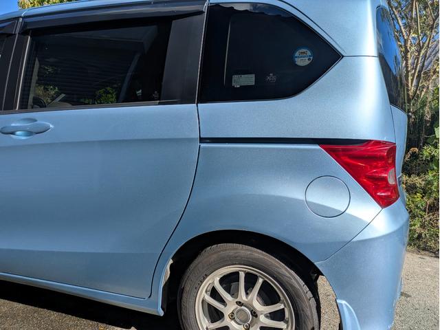 フリード Ｇ　ジャストセレクション　ブリジストン製アルミホイール　電動スライドドア　７人乗り　ナビ　バックカメラ　ＥＴＣ（16枚目）