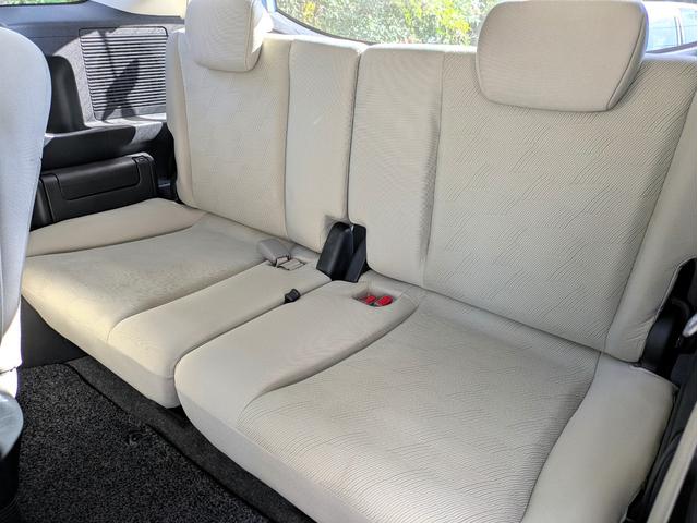 フリード Ｇ　ジャストセレクション　ブリジストン製アルミホイール　電動スライドドア　７人乗り　ナビ　バックカメラ　ＥＴＣ（33枚目）