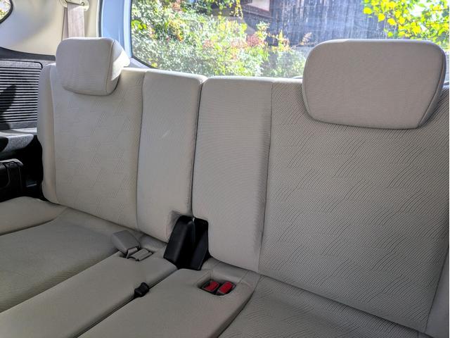 フリード Ｇ　ジャストセレクション　ブリジストン製アルミホイール　電動スライドドア　７人乗り　ナビ　バックカメラ　ＥＴＣ（35枚目）