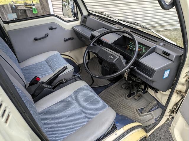 内装はルームクリーニングを徹底していますので快適にご使用なれます！